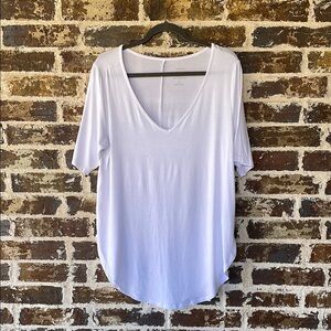 Torrid Super Soft Knits White V-Neck Tee 1X